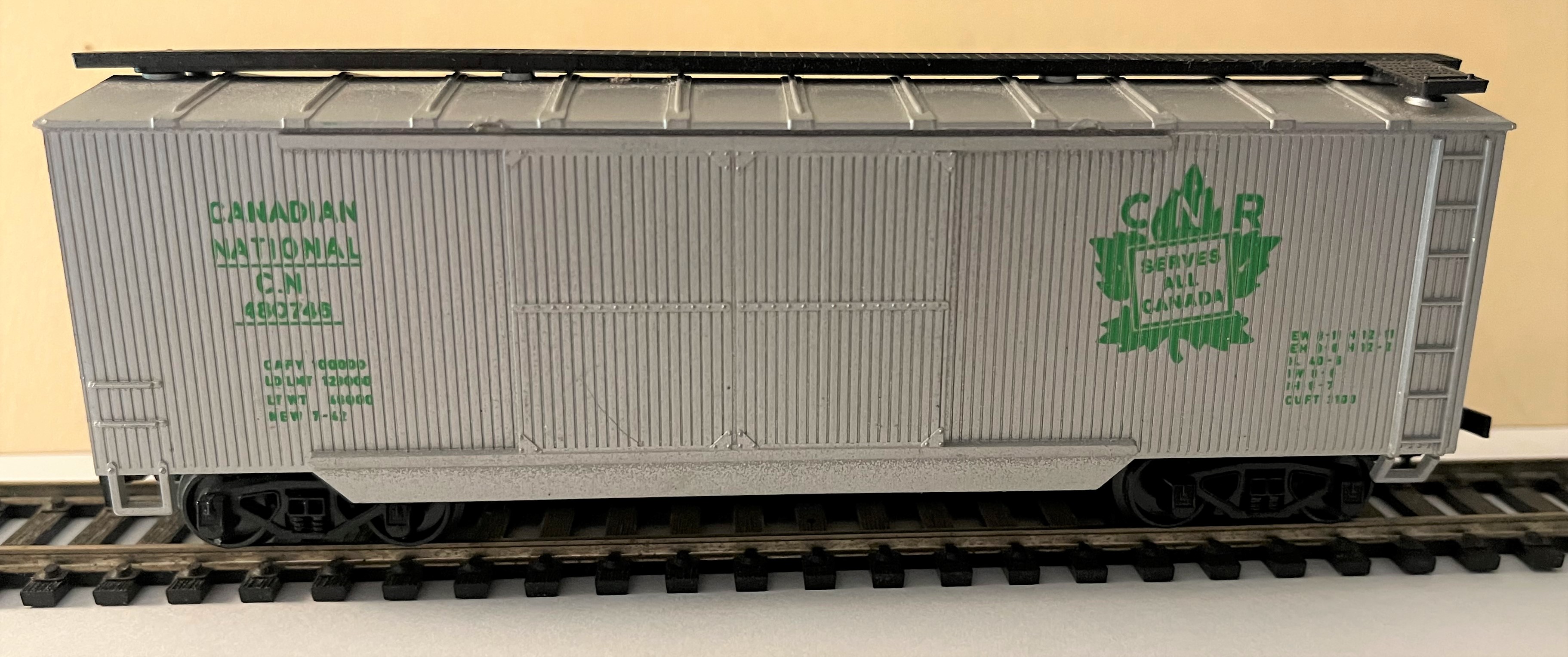 HO Scale - Model Power - Boxcar, 40 Foot, PS-1 - Canadian National - 480746