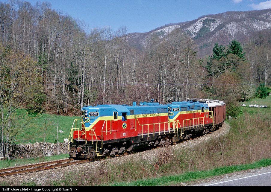 Great Smoky Mountains Railroad