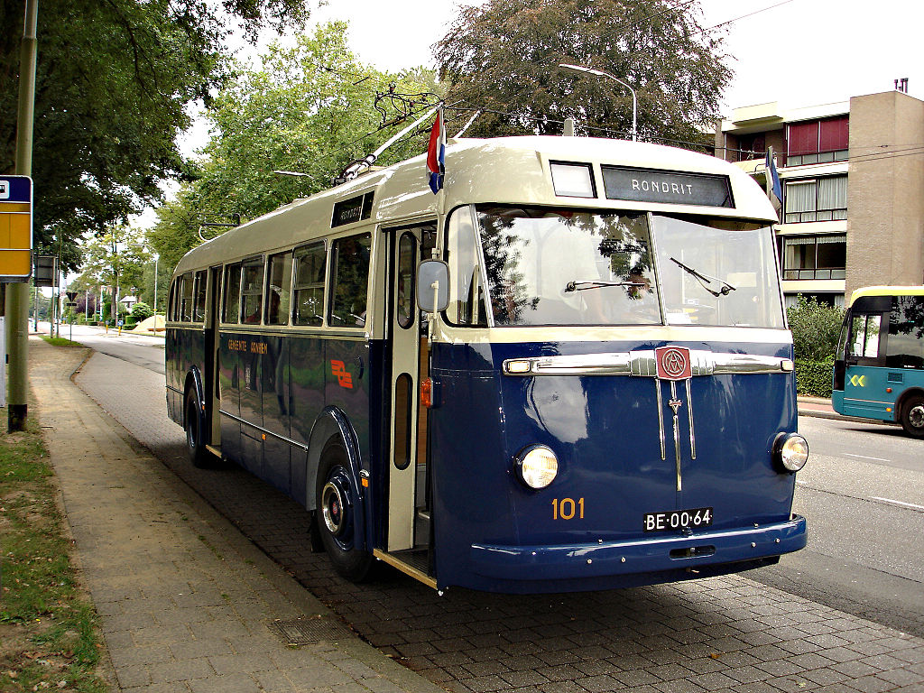 Transportation Company - British United Traction - Bus