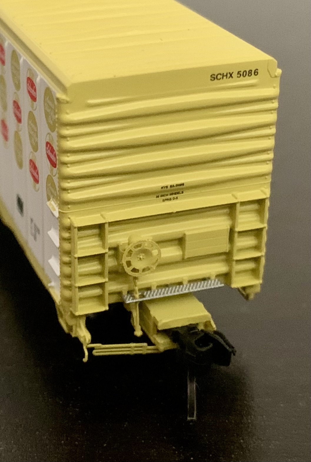 Atlas Model Railroad Santa Fe BX-177 Boxcar