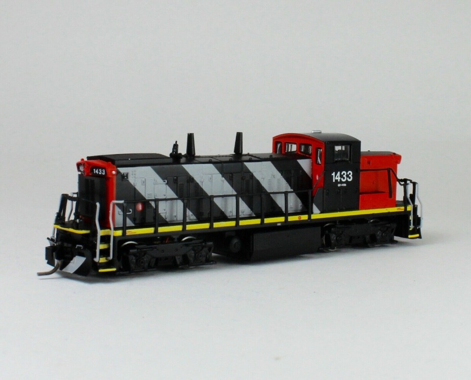N Scale - Rapido Trains - 70043 - Locomotive, Diesel, GMD GMD1 - Canadian National
