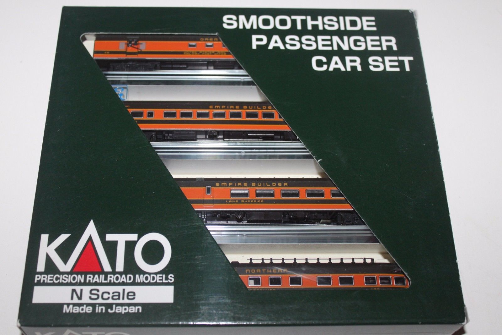 N Scale - Kato USA - 106-1004 - Great Northern Smoothside Passenger 4-Car Set A-2 - Great Northern - Port of Vancouver, Lake Superior, 1122, 40