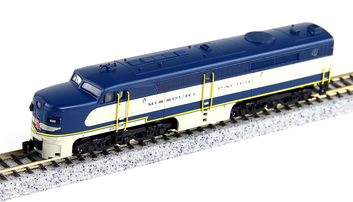 N Scale - Broadway Limited - 3389 - Locomotive, Diesel, Alco PA/PB - Missouri Pacific - 8015