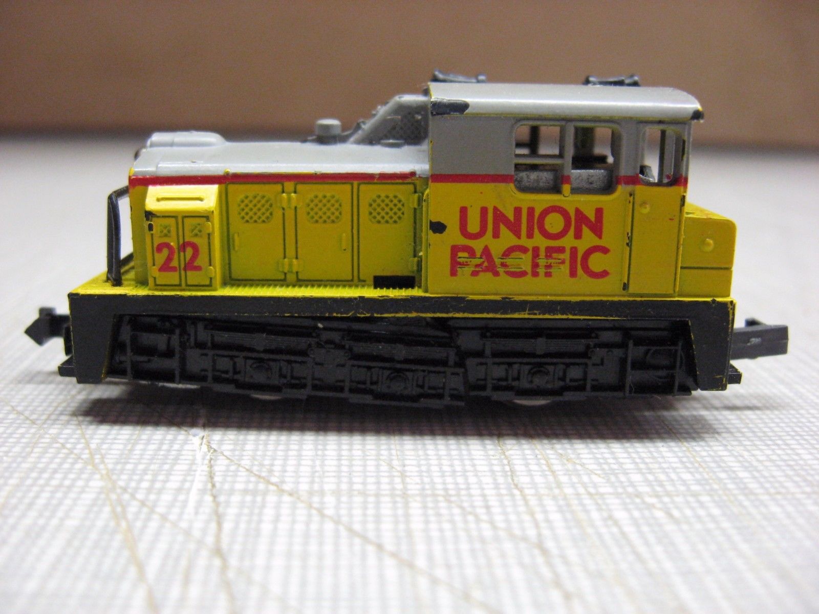 N Scale - Atlas - 4022 - Locomotive, Diesel, Plymouth WDT - Union Pacific - 22