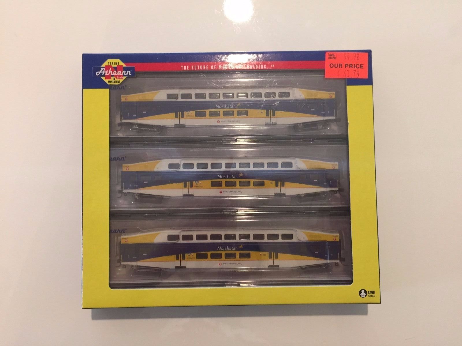 N Scale - Athearn - 10175 - Passenger Car, Commuter, Bombardier Multi-Level - Northstar Commuter