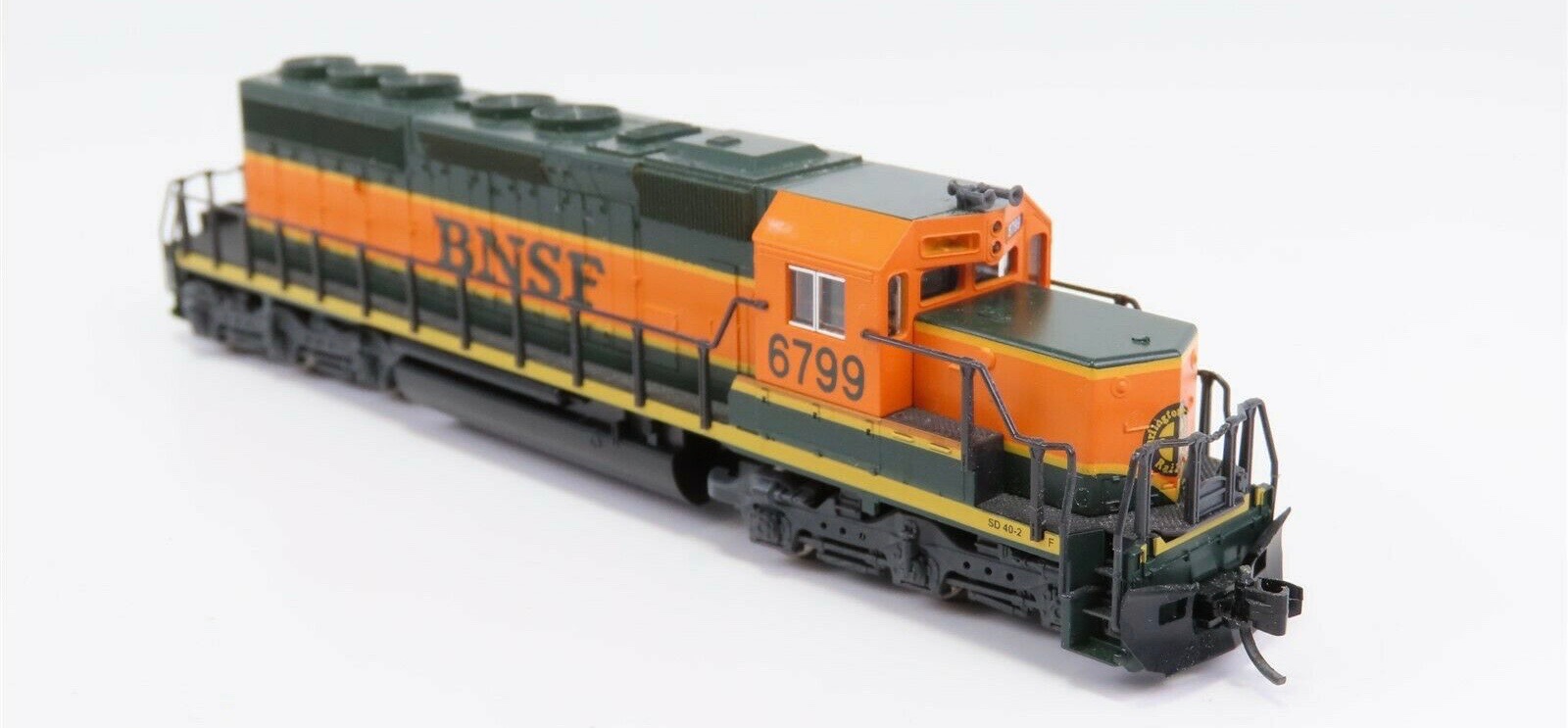 N Scale - Kato USA - 176-4901 - Locomotive, Diesel, EMD SD40-2 -