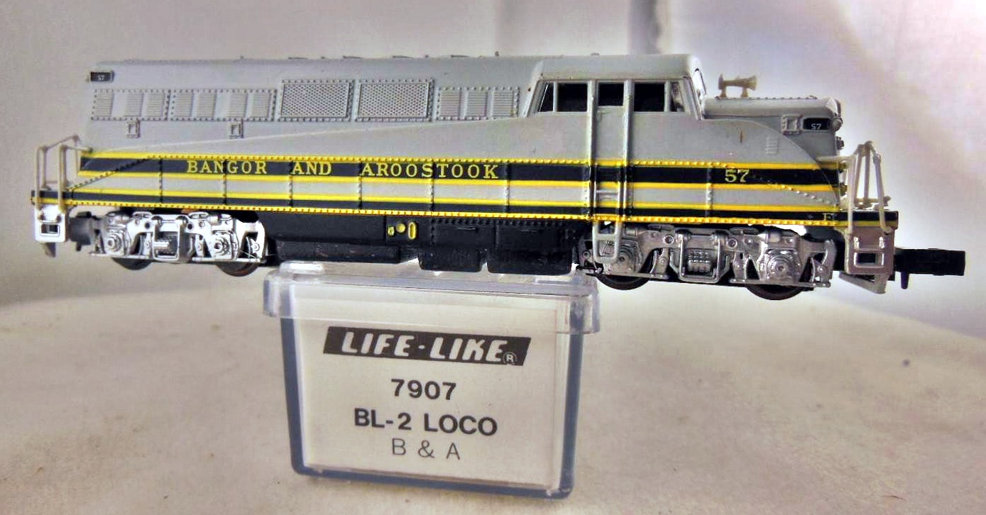 N Scale - Life-Like - 7907 - Locomotive, Diesel, EMD BL2 - Bangor and Aroostook - 57