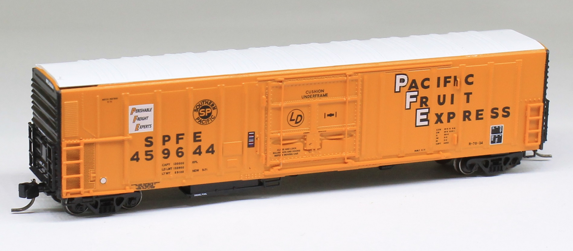 InterMountain - 68813-11 - Reefer, 57 Foot, Mechanical, PC&F R-70-20 - Pacific Fruit Express - 459862
