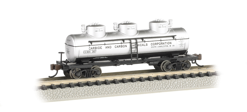 N Scale - Bachmann - 17155 - Tank Car, Triple Dome, 40 Foot - Carbide and Carbon Chemicals - 307