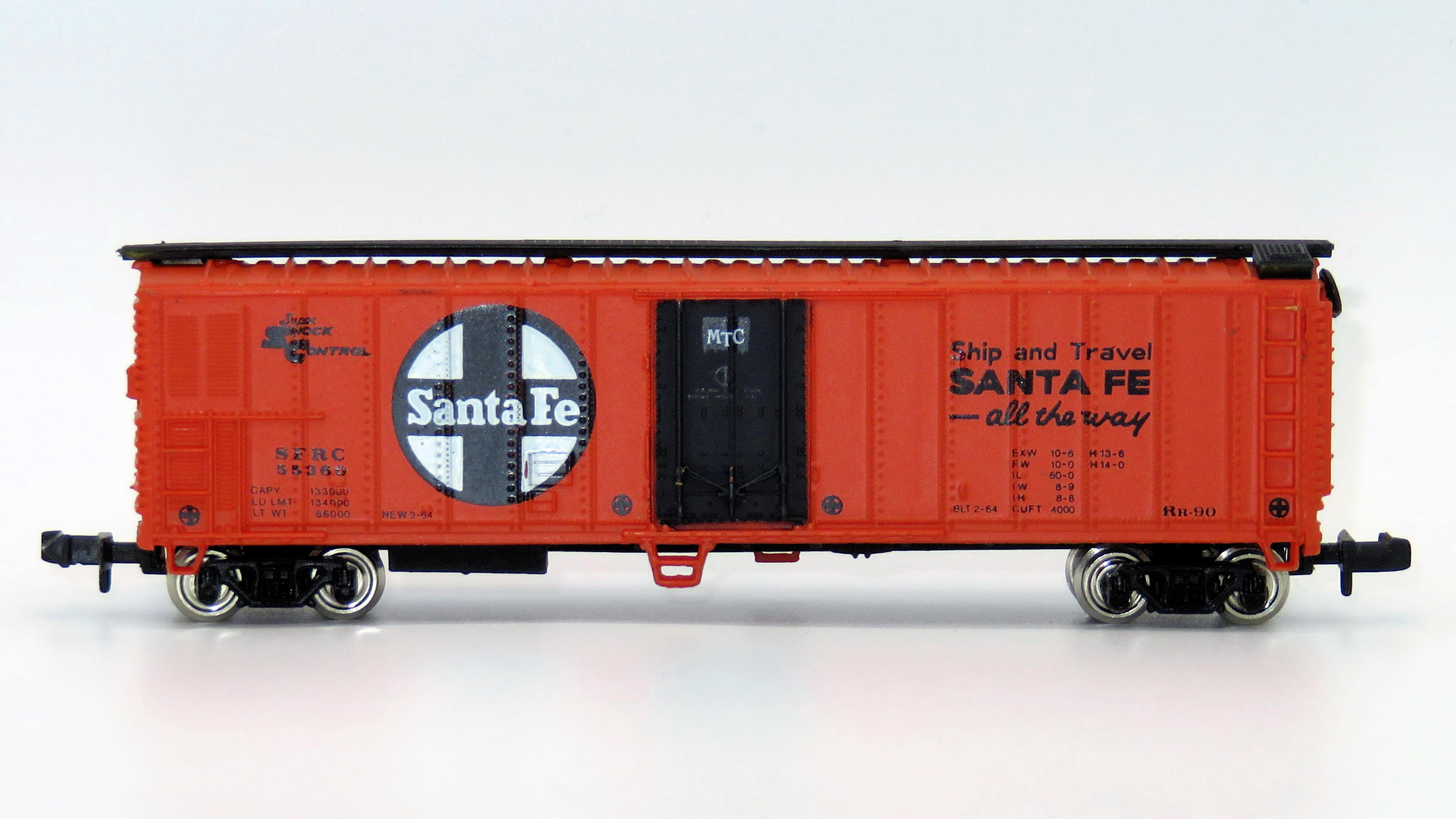 N scale 50' boxcar SFRC Santa Fe freight car orange Bachmann HK 