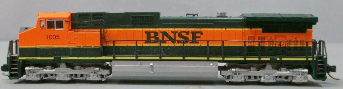 N Scale - Kato USA - 176-3802 - Locomotive, Diesel, GE C44-9W - B