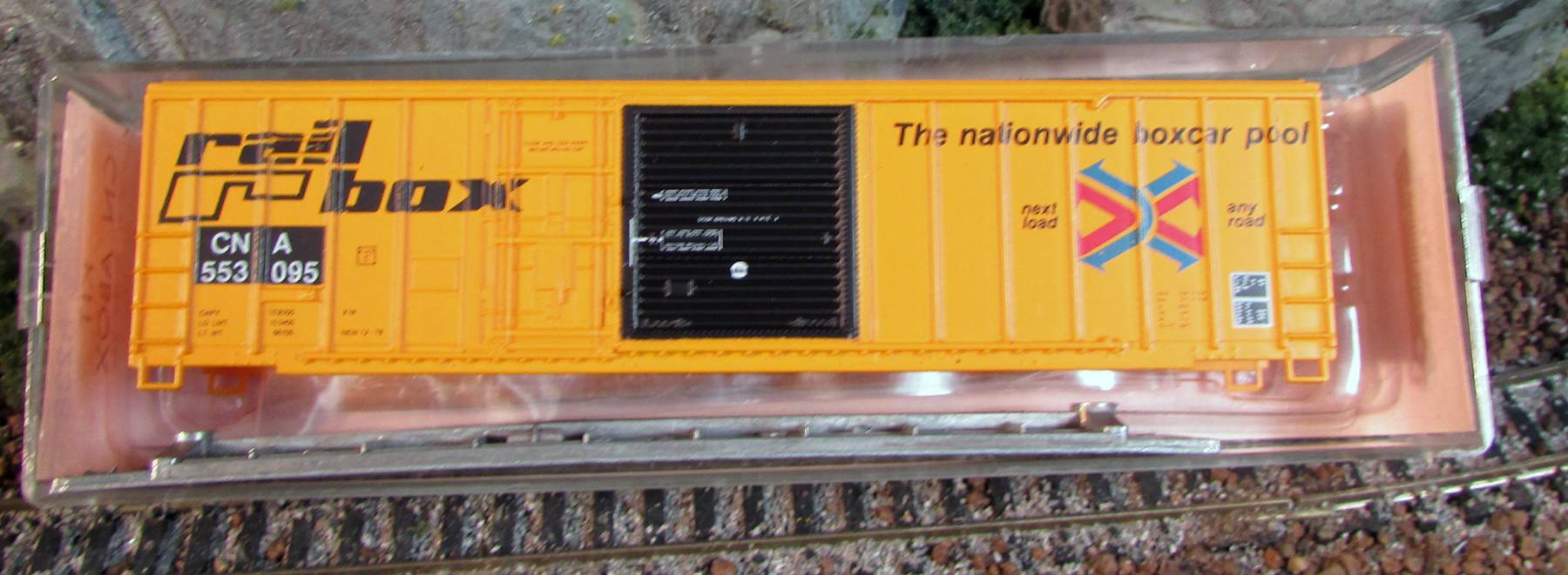 N Scale - Roundhouse - 8238 - Boxcar, 50 Foot, FMC, 5077 - Canadian National - 553095