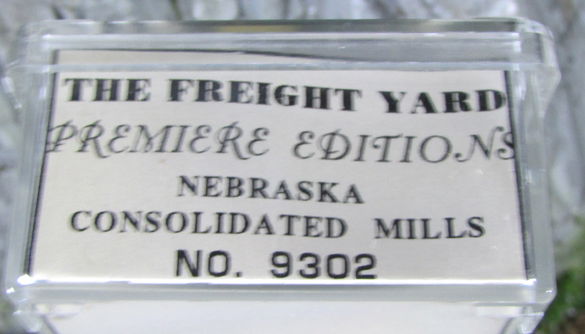 N Scale - The Freight Yard - 9302 - Covered Hopper, 2-Bay, GATX Airslide 2600 - Nebraska Consolidated Mills - 42396