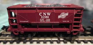 N scale 70 ton ore car CNW Chicago & Northwestern gold load in box Atlas 3212 