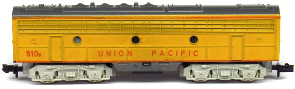N Scale - Aurora Postage Stamp - 4857 - Locomotive, Diesel, EMD F9 - Union Pacific - 510B