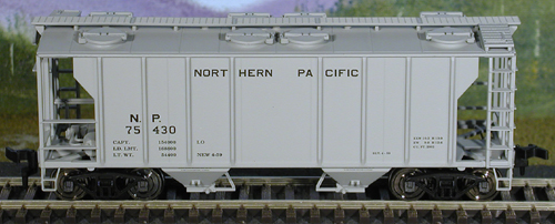 N Scale - Atlas - 31852 - Covered Hopper, 2-Bay, PS2 - Northern Pacific - 75470