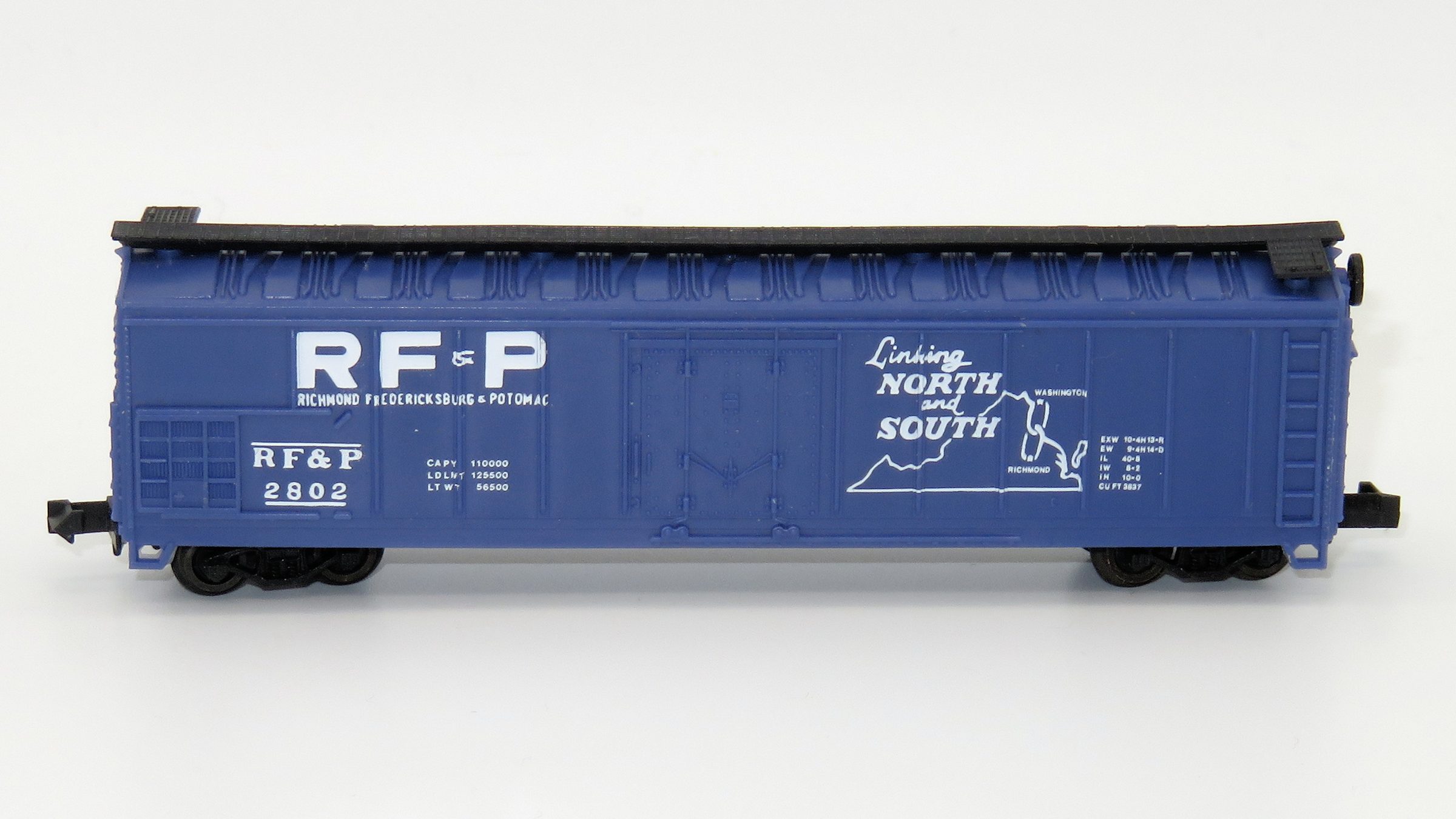 BORDEN 'Farm Products'  BFPX 210  boxed N Scale Life-Like # 7718 ~ 50'  Reefer