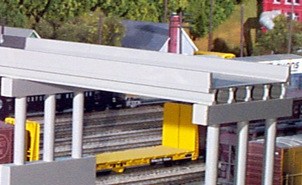 N Scale - Rix Products - 628-0161 - Highway Overpass - Undecorated
