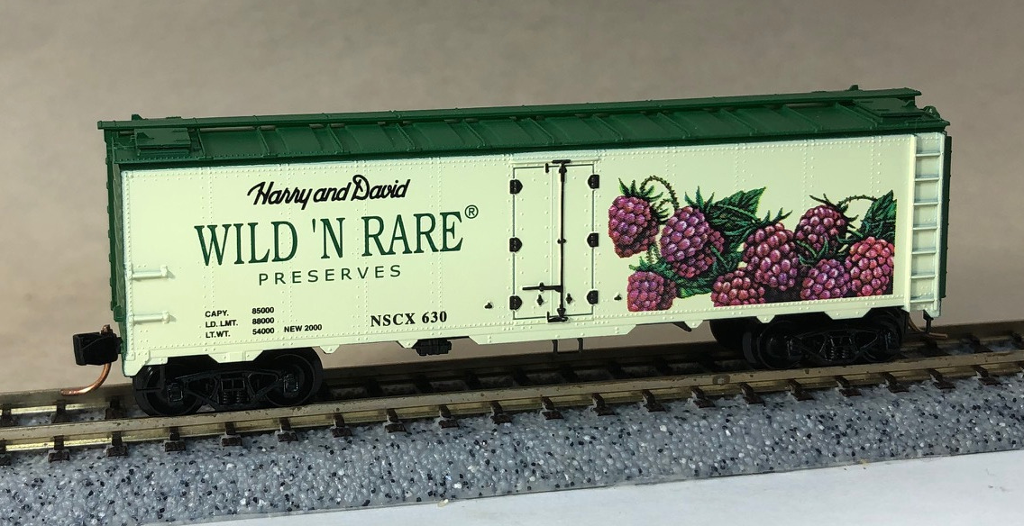 N Scale - Micro-Trains - NSC 00-21 - Reefer, Ice, Steel - Harry and David - 630