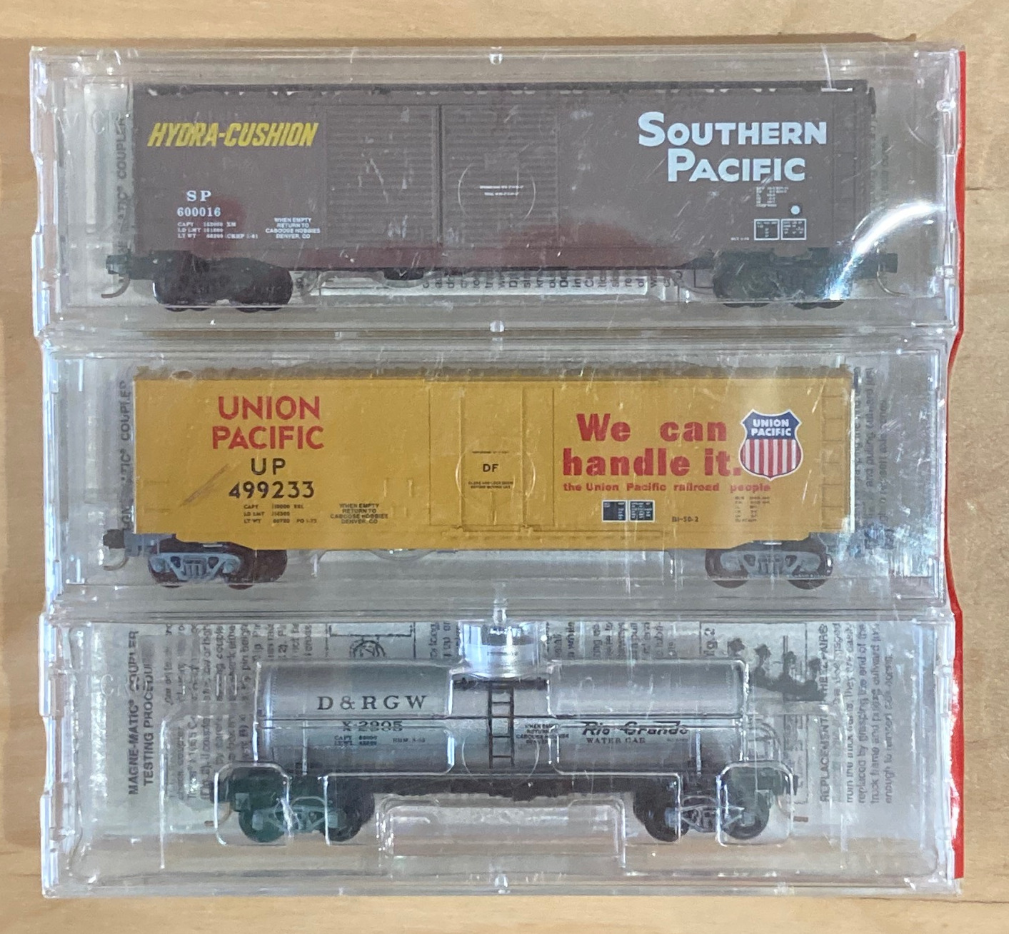 N Scale - Micro-Trains - NSC 98-29 - Assorted - Various - 3-Pack
