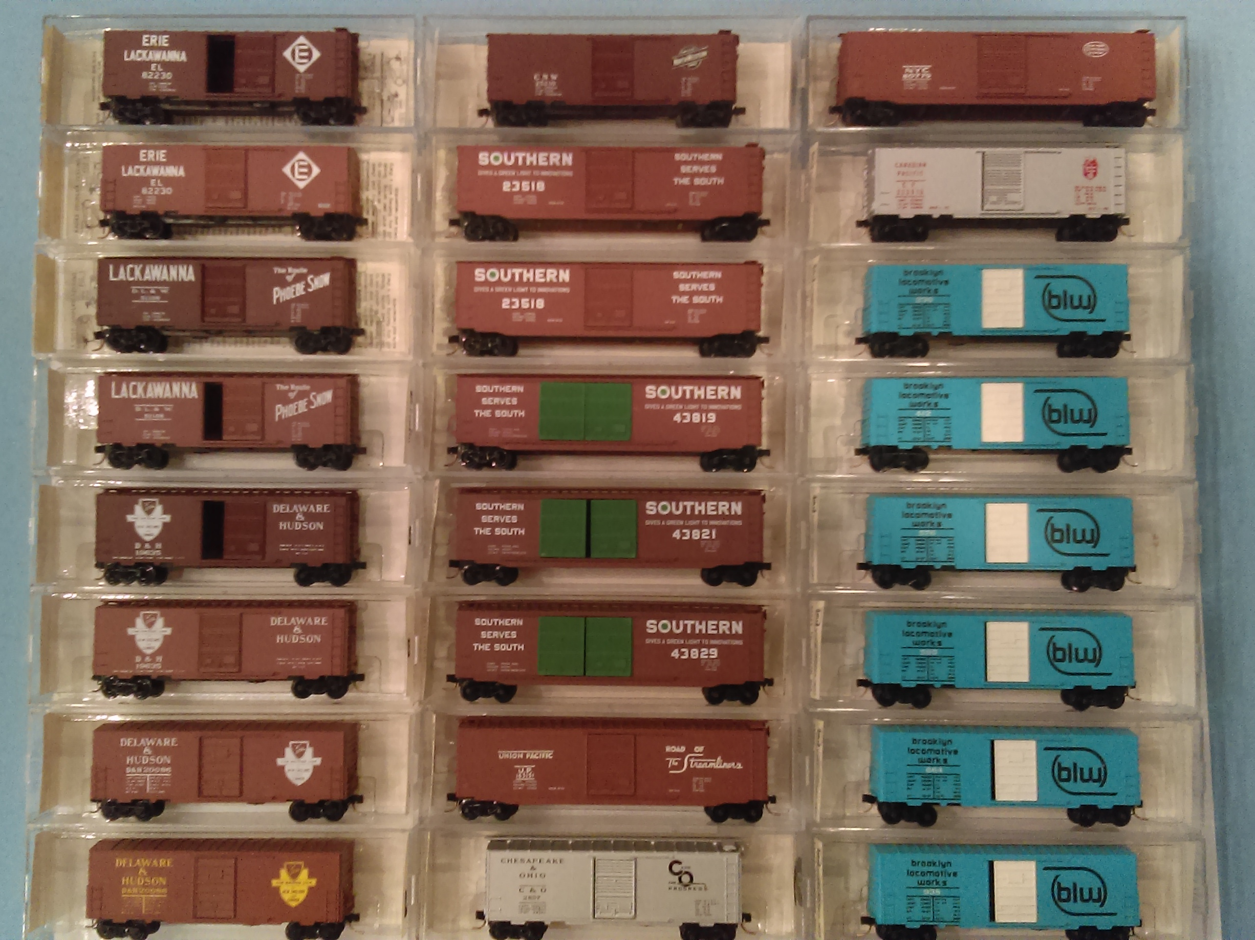 N Scale - Micro-Trains - Mixed Lot - Assorted - Various