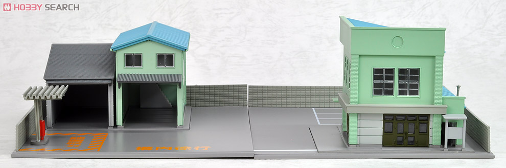N Scale - Kato - 23-461B - Bus Terminal - Commercial Structures - DioTown Bus Terminal (Green)
