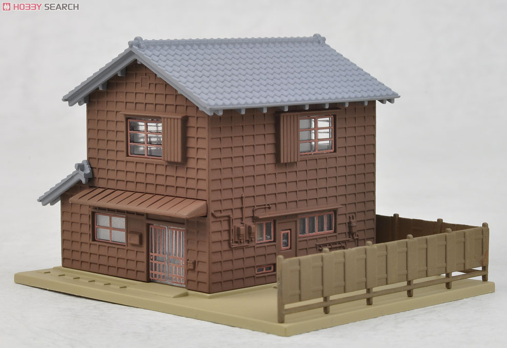 N Scale - Kato - 23-451A - 2 Story Shop building - Commercial Structures - DioTown Shop with Traditional Eaves 2 