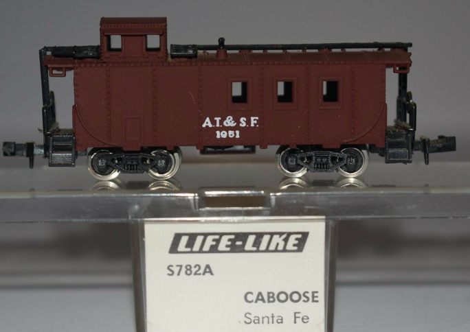 N Scale Life-Like 7710 Santa FE Cupola Caboose 1943 C11870 for sale online