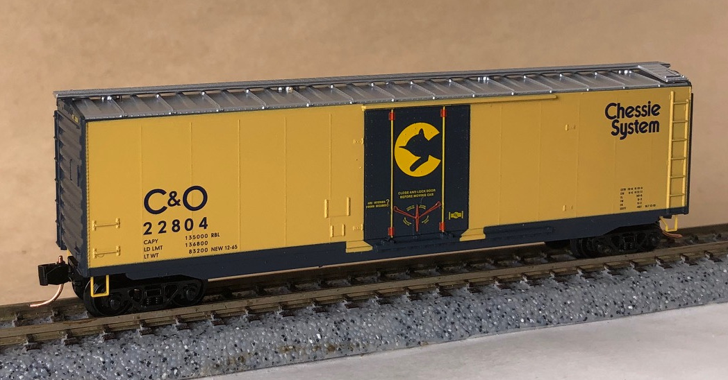 N Scale - Micro-Trains - NSC 04-10A - Boxcar, 50 Foot, Steel, Plu...