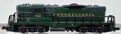 N Scale - Arnold - 5042 - Locomotive, Diesel, EMD GP9 - Pennsylvania - 7083