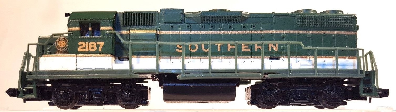 N Scale - Bev-Bel - 17006 - Locomotive, Diesel, EMD GP38-2 - Southern - 2187