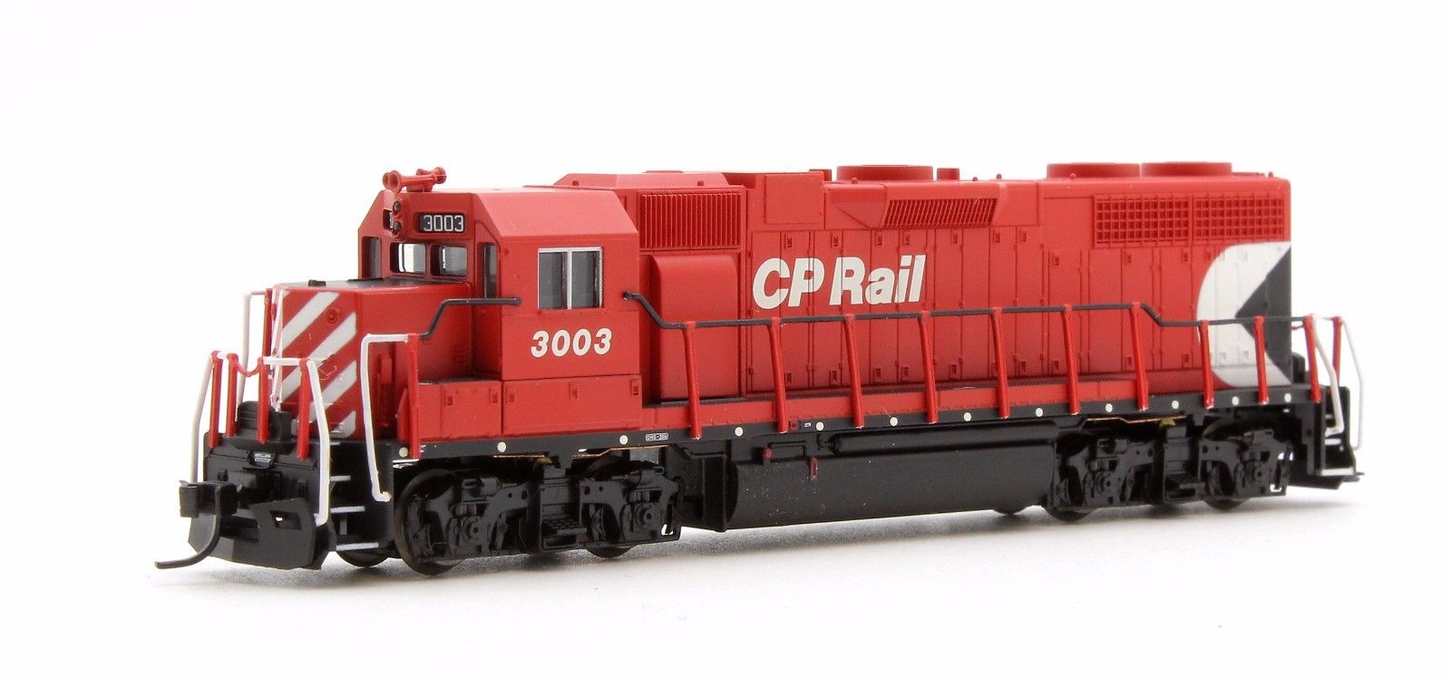 N Scale - Atlas - 555502 - Locomotive, Diesel, EMD GP38 - Canadian Pacific - 3003