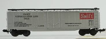 N Scale - AHM - 4454J - Boxcar, 50 Foot, Steel, Plug Door - Swift Refrigerator Line