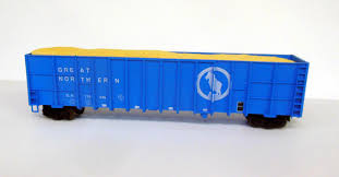 N Scale - Deluxe Innovations - 100532 - Gondola, Woodchip - Great Northern - 174330 174385