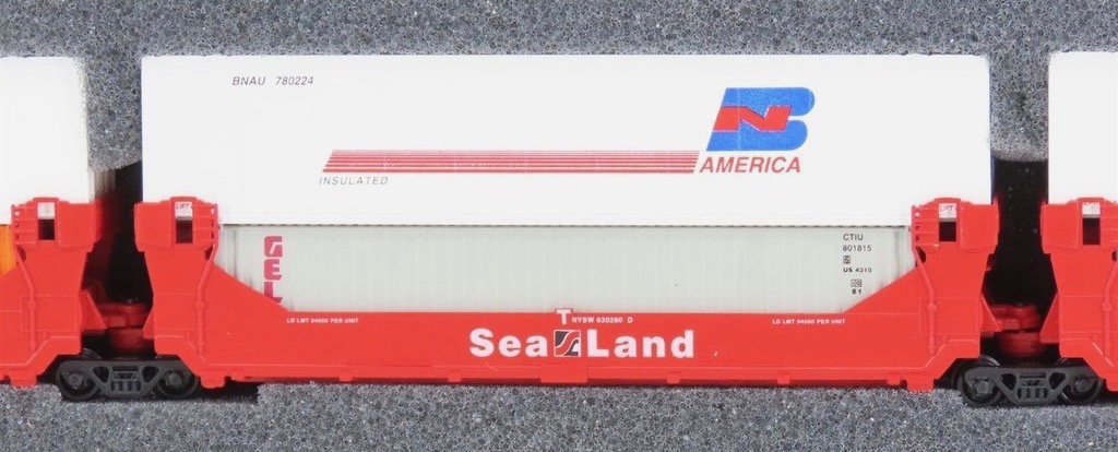 N Scale - Deluxe Innovations - 15040B - Container Car, Articulated Well, Gunderson Twin-Stack - Sealand - 620283