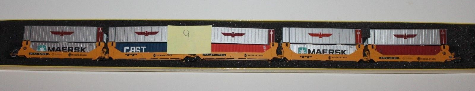 N Scale - Deluxe Innovations - 15020B - Container Car, Articulated Well, Gunderson Twin-Stack - Santa Fe - 63195
