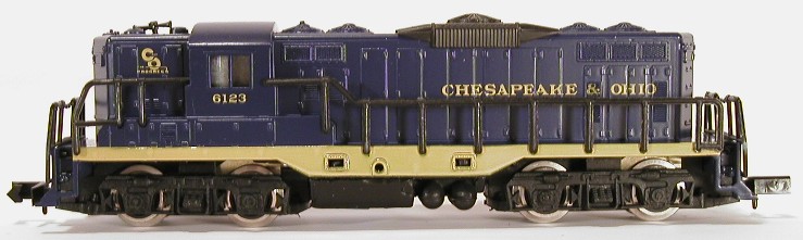 N Scale - Arnold - 5049 - Locomotive, Diesel, EMD GP9 - Chesapeake & Ohio - 6123