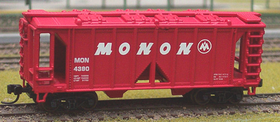 N Scale - Deluxe Innovations - 72601 - Covered Hopper, 2-Bay, ACF 36 Foot - Monon - 4390