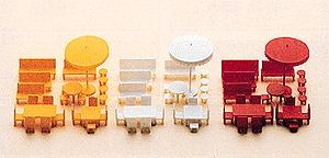 N Scale - Preiser - 79554 - Painted/Unlettered - Tables, Chairs, and Sunshades