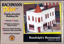 N Scale - Bachmann - 35151 - 2 story building with corner turret - Commercial Structures - Randolph