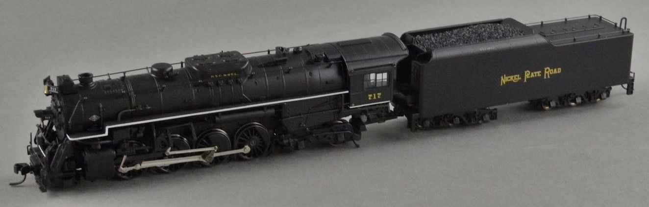 N Scale - Life-Like - 7469 - Locomotive, Steam, 2-8-4 Berkshire