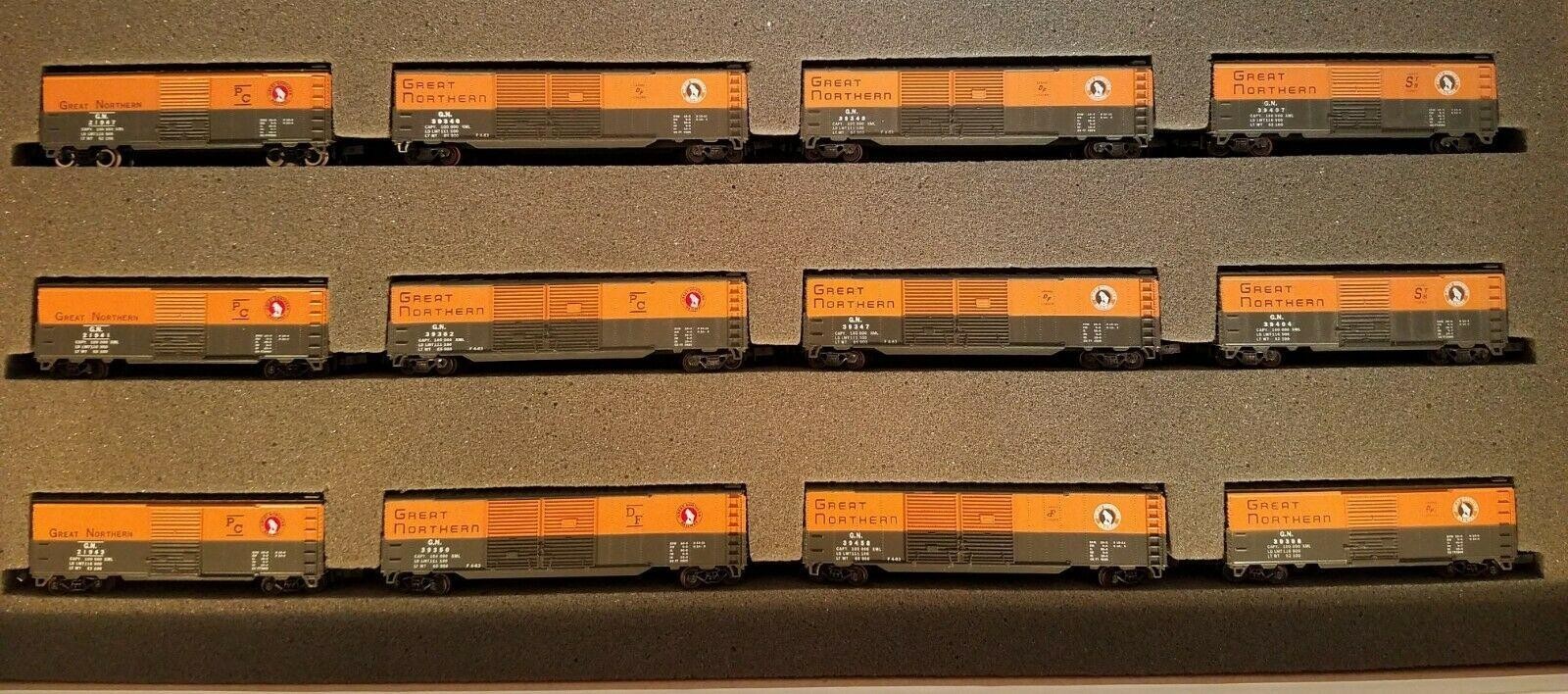 N Scale - Con-Cor - Limited Edition Set #35 / 851812 - Mixed Freight Consist, North America, Transition Era - Great Northern - 12-Unit