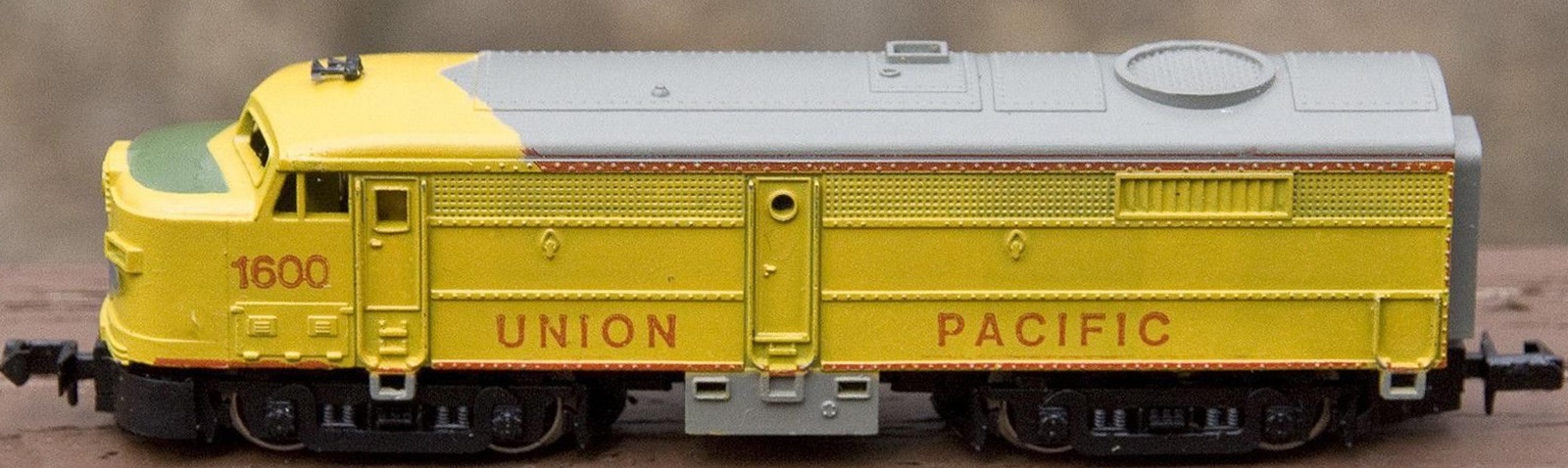 N Scale - Revell - 2322 - Locomotive, Diesel, Alco FA/FB - Union Pacific - 1600