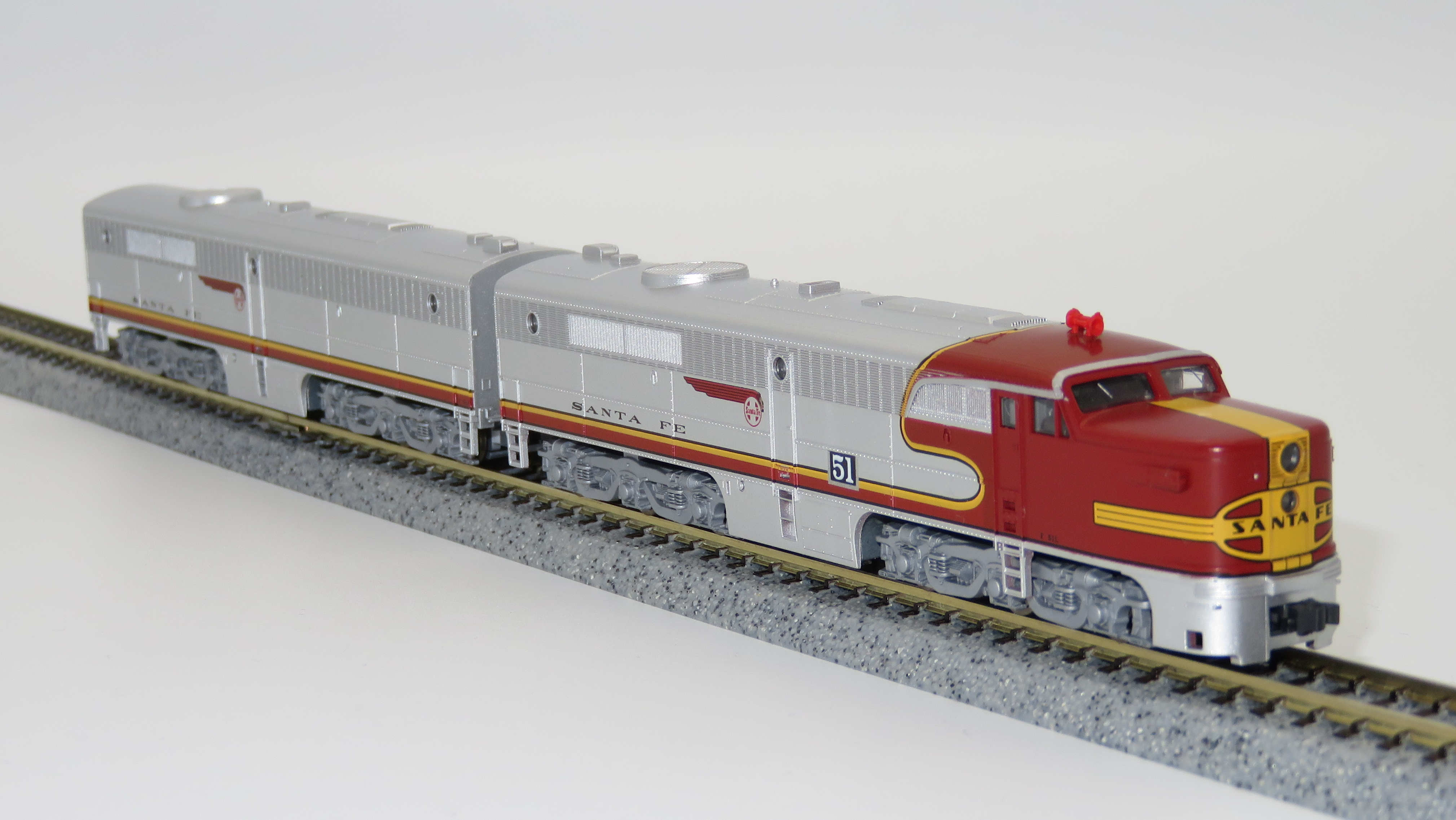N Scale - Kato USA - 106-0501 - Locomotive, Diesel, Alco PA/PB -