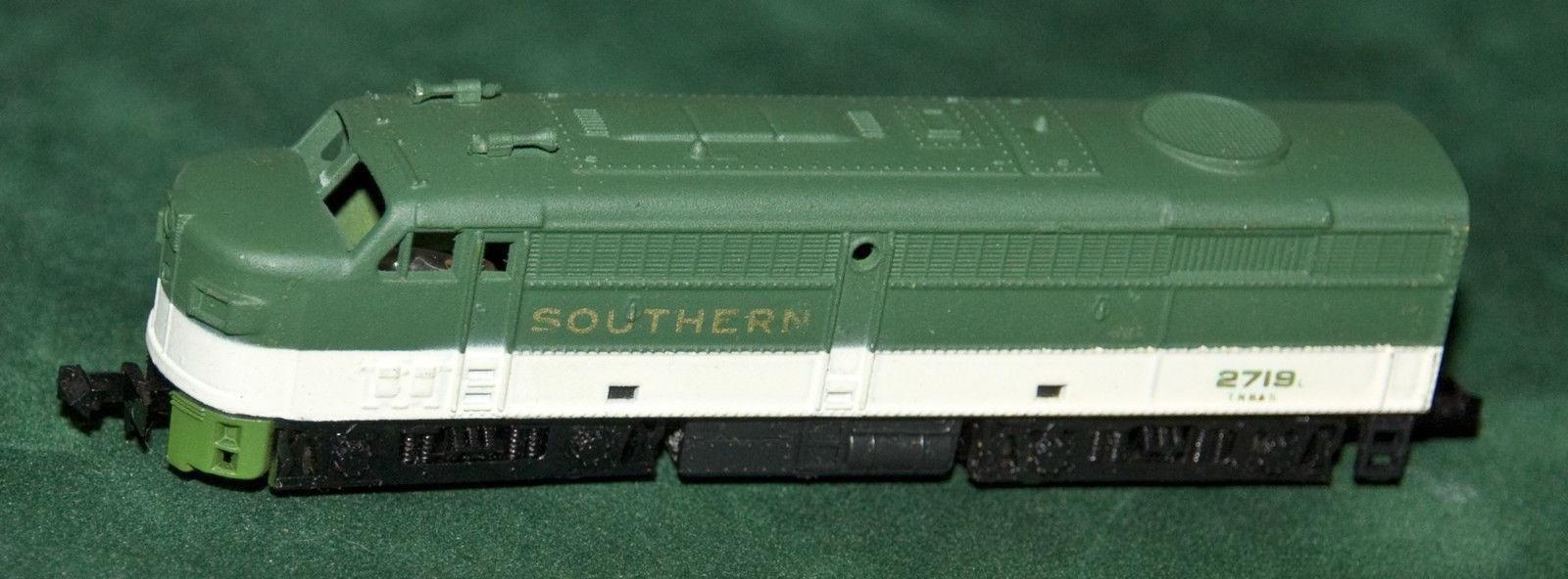 N Scale - Model Power - 7536 - Locomotive, Diesel, Alco FA/FB - Southern - 2719