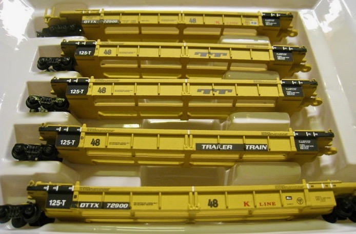 N Scale - Walthers - 932-8105 - Container Car, Articulated Well, Thrall Lo-Pac - K Line - 72899