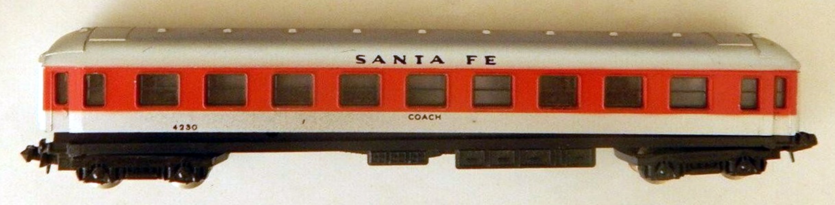 N Scale - Lima - 382 - Passenger Car, UIC, Type Y - Santa Fe - 4230
