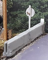 N Scale - Osborn Models - RRA-3087 - Concrete Barriers - Undecorated - Concrete Barriers