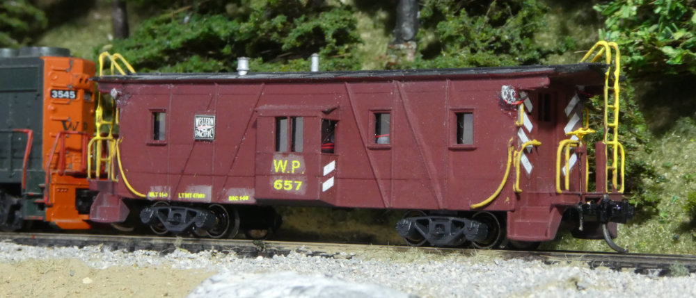N Scale - Voltscooter - VLT-RRK-2 - Caboose, Bay Window - Western Pacific - WP 629, 643-703, SN 1634-1637, 1840-1644