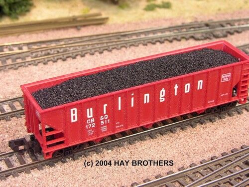 N Scale - Hay Bros - 7001-01-3 - Load - Painted/Unlettered - Flood Loaded Coal Load (3-Pack)